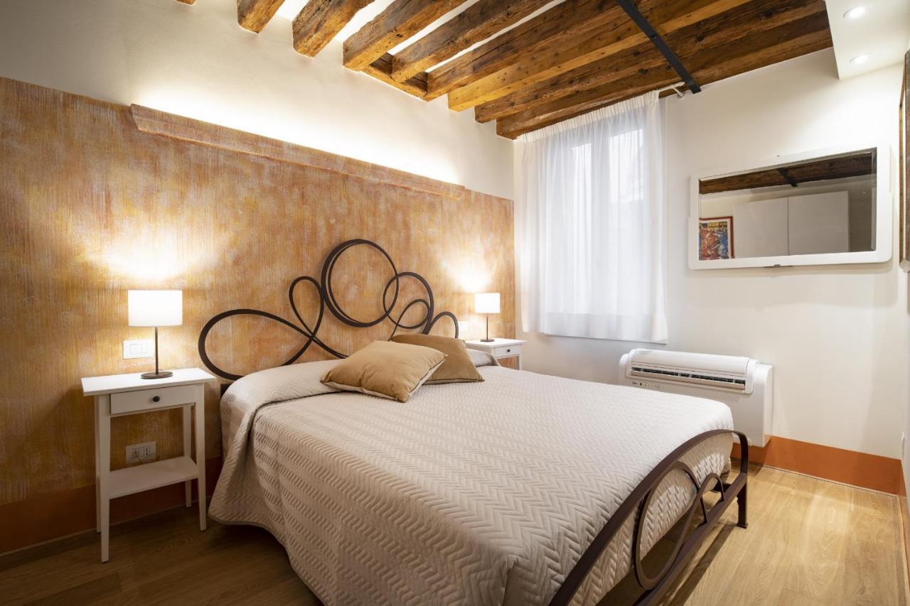Rialto Sant'Aponal Prestige By Wonderful Italy Apartamento Veneza Exterior foto