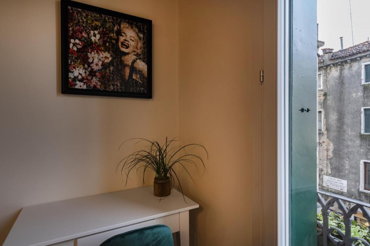 Rialto Sant'Aponal Prestige By Wonderful Italy Apartamento Veneza Exterior foto